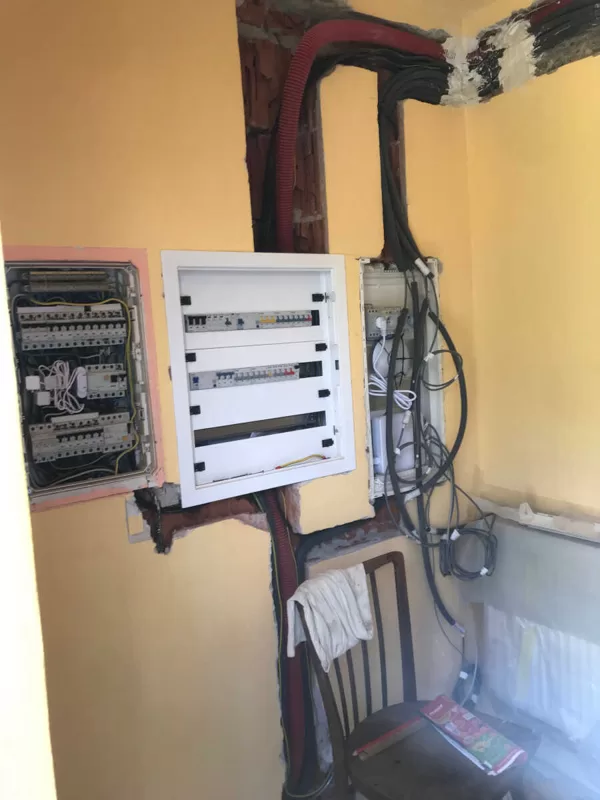 Montáž kabelů elektro - Kutná Hora, Praha | ELKOSTAV